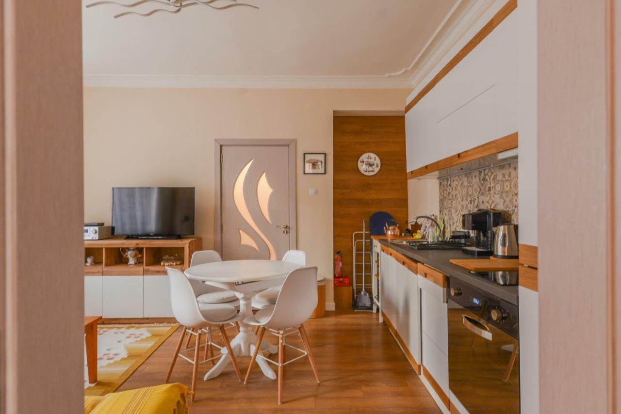 Welcoming One Bedroom On Vasil Levski Boulevard By Flat Mаnager Sofia Bagian luar foto